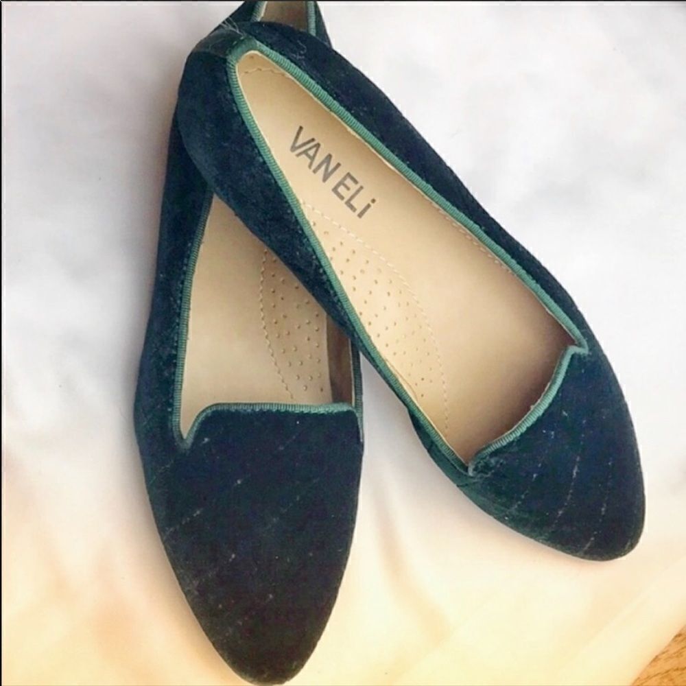 VANELI GREEN VELVET “DIAMOND” DESIGN FLATS…